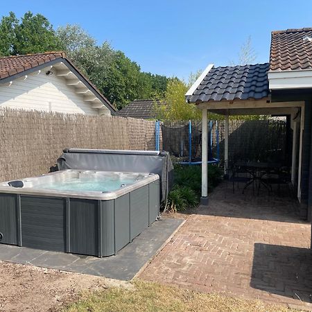 De Genten 1, Vakantiewoning Met Jacuzzi Ermelo Extérieur photo